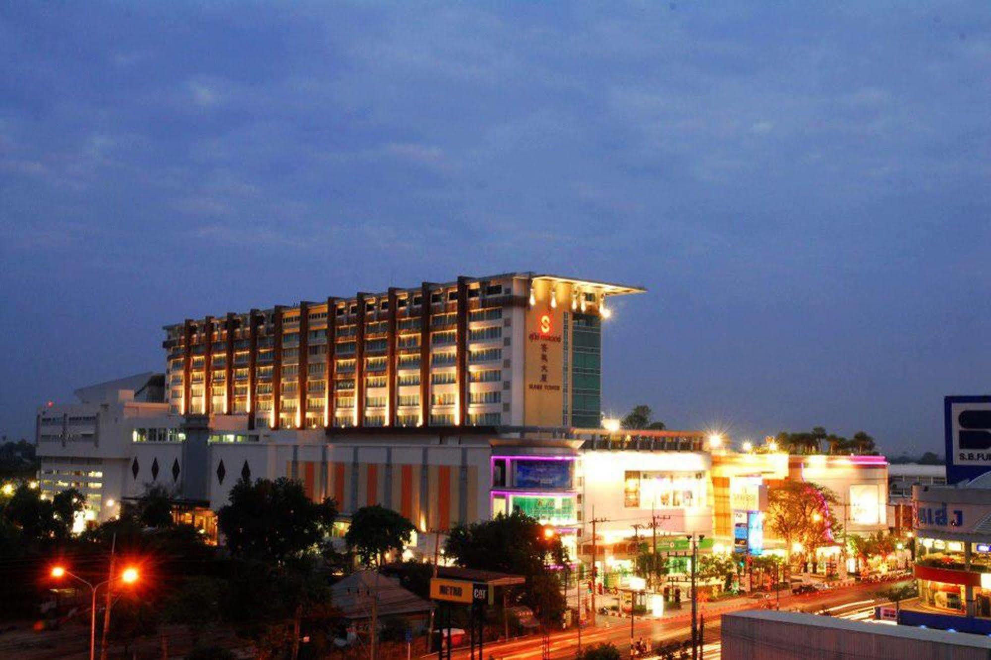 Sunee Grand Hotel&Convention Center Ubon Ratchathani Buitenkant foto